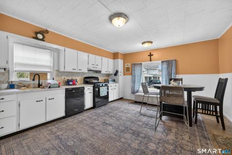 89 Oneco Street Norwich CT 06360