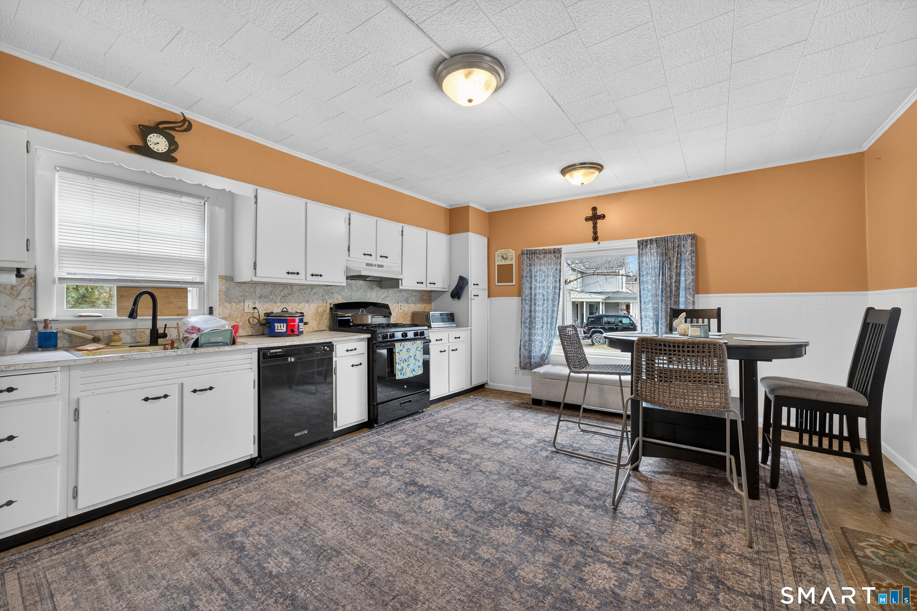 89 Oneco Street Norwich CT 06360