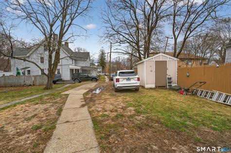 89 Oneco Street Norwich CT 06360