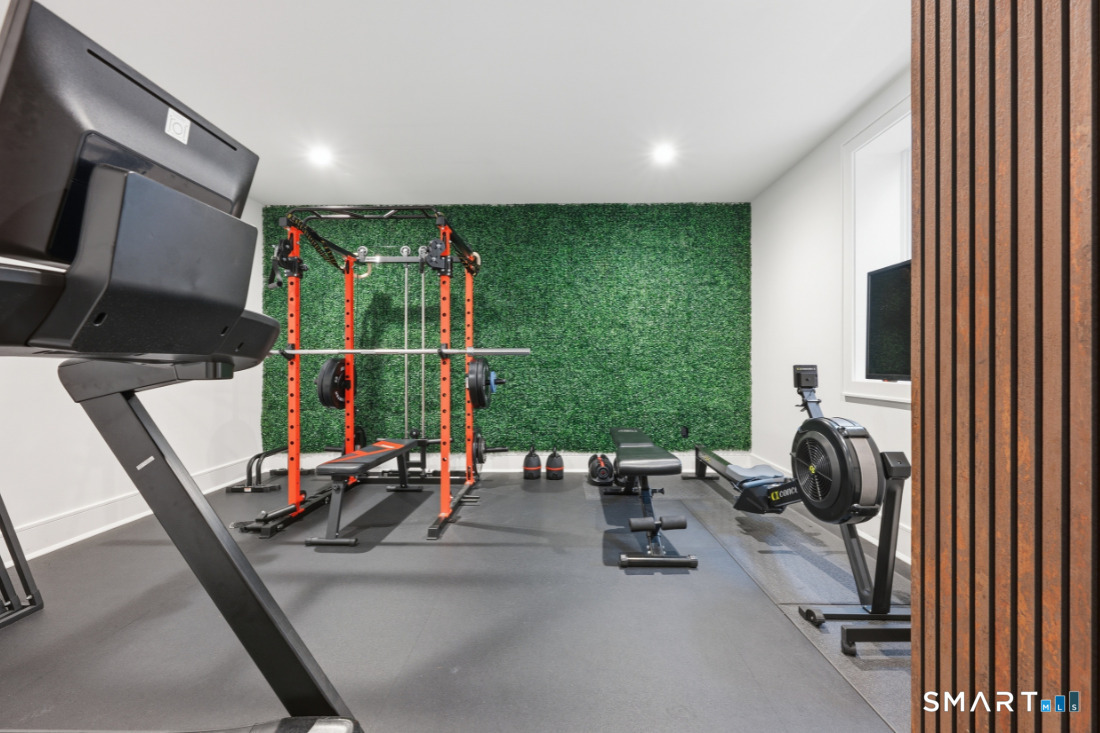 12 Argento Lane Norwalk CT 06851