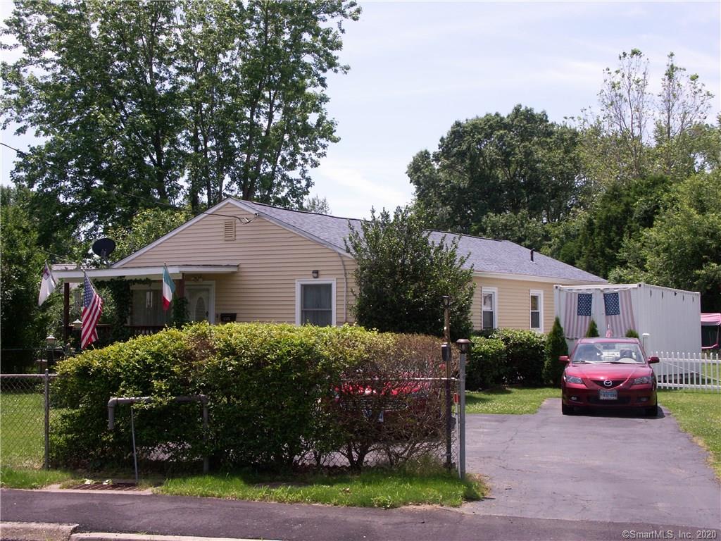 12 Midway Oval Groton CT 06340