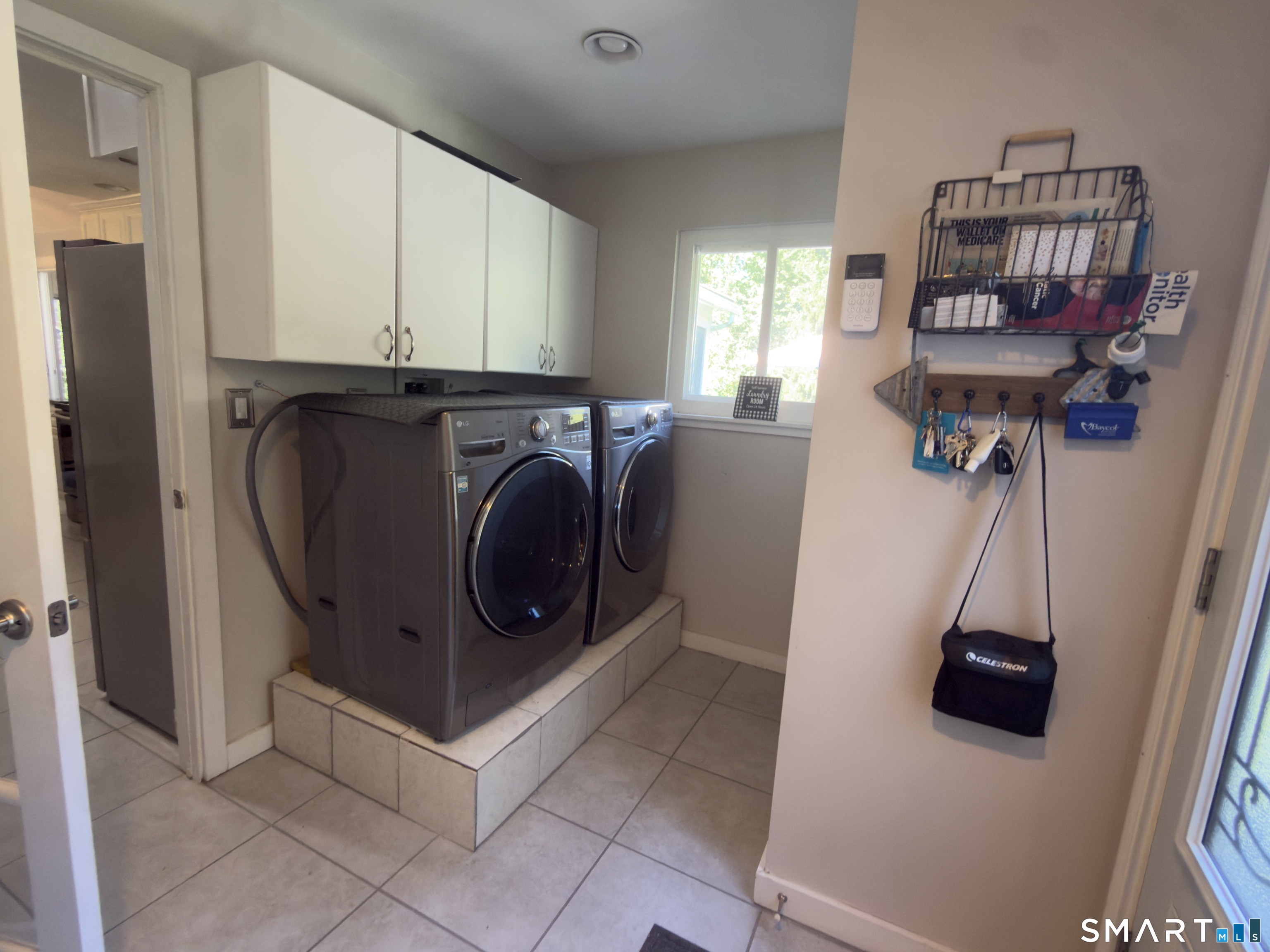 8 Signal Hill Road Brookfield CT 06804