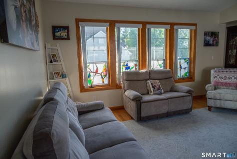 6 Vumbaco Drive Wallingford CT 06492