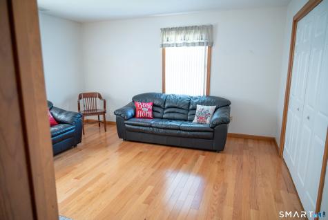 6 Vumbaco Drive Wallingford CT 06492