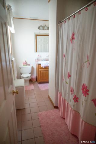 6 Vumbaco Drive Wallingford CT 06492