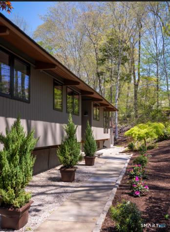 5 Hemlock Drive Essex CT 06426
