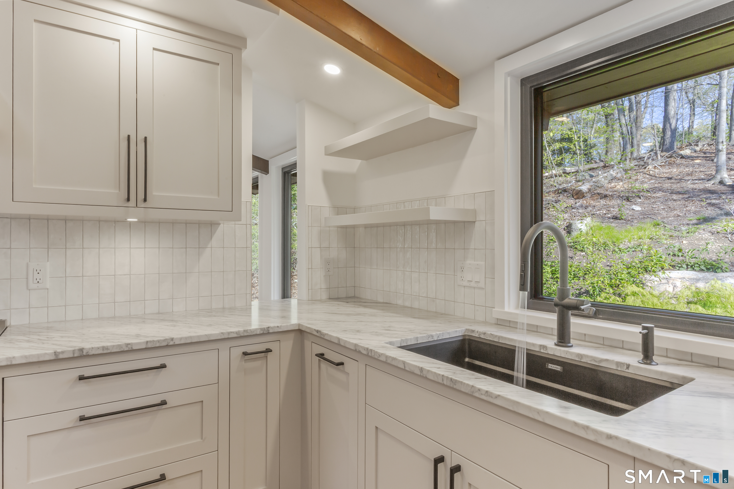 5 Hemlock Drive Essex CT 06426