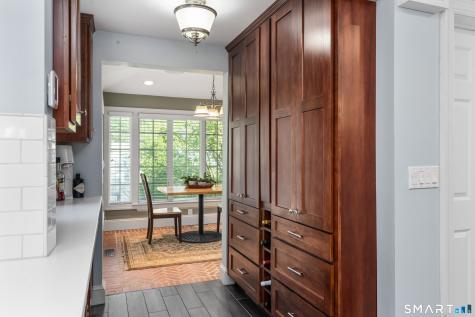 62 Linnard Road West Hartford CT 06107