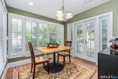 62 Linnard Road West Hartford CT 06107