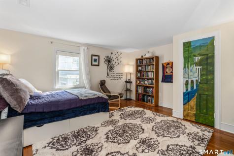 62 Linnard Road West Hartford CT 06107