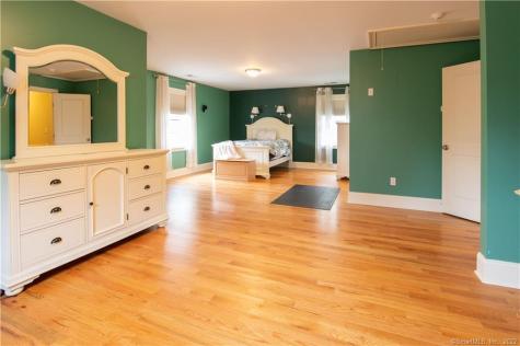 58 Riverford Road Brookfield CT 06804