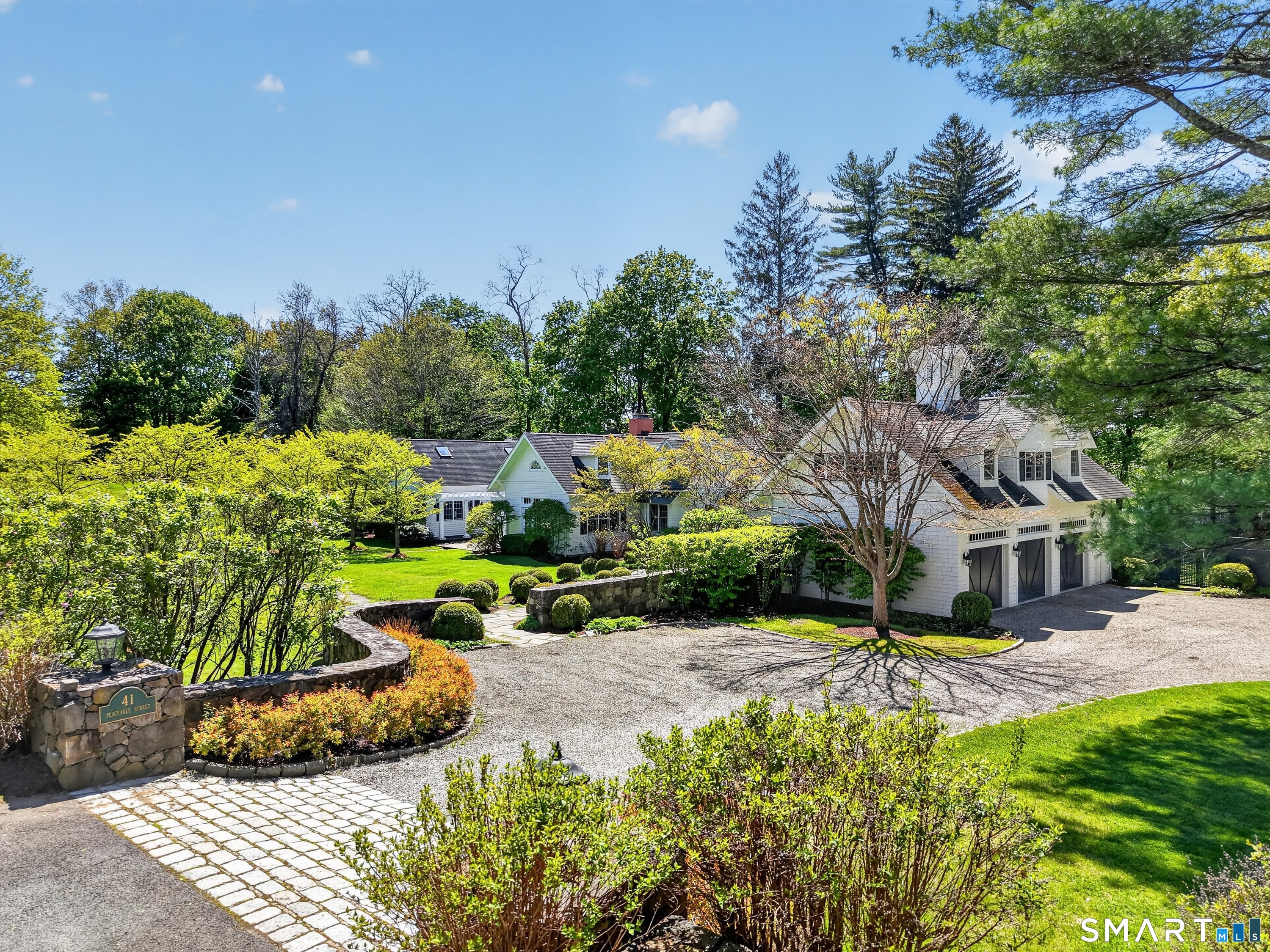 41 Peaceable Street Ridgefield CT 06877