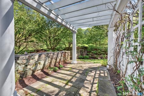 41 Peaceable Street Ridgefield CT 06877