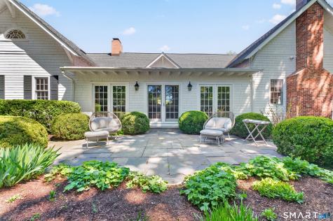 41 Peaceable Street Ridgefield CT 06877