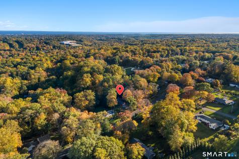 30 Tersana Drive Easton CT 06612