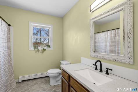 23 Versailles Road Lisbon CT 06351