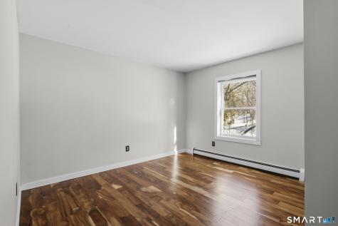 23 Versailles Road Lisbon CT 06351
