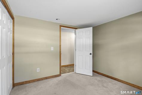 23 Versailles Road Lisbon CT 06351