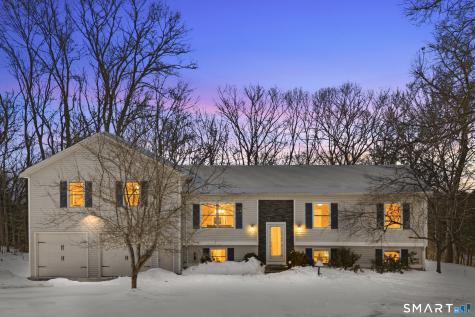 23 Versailles Road Lisbon CT 06351