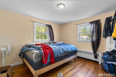 4 Mayfair Road Bloomfield CT 06002