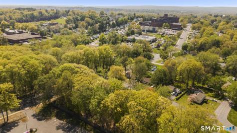 4 Mayfair Road Bloomfield CT 06002