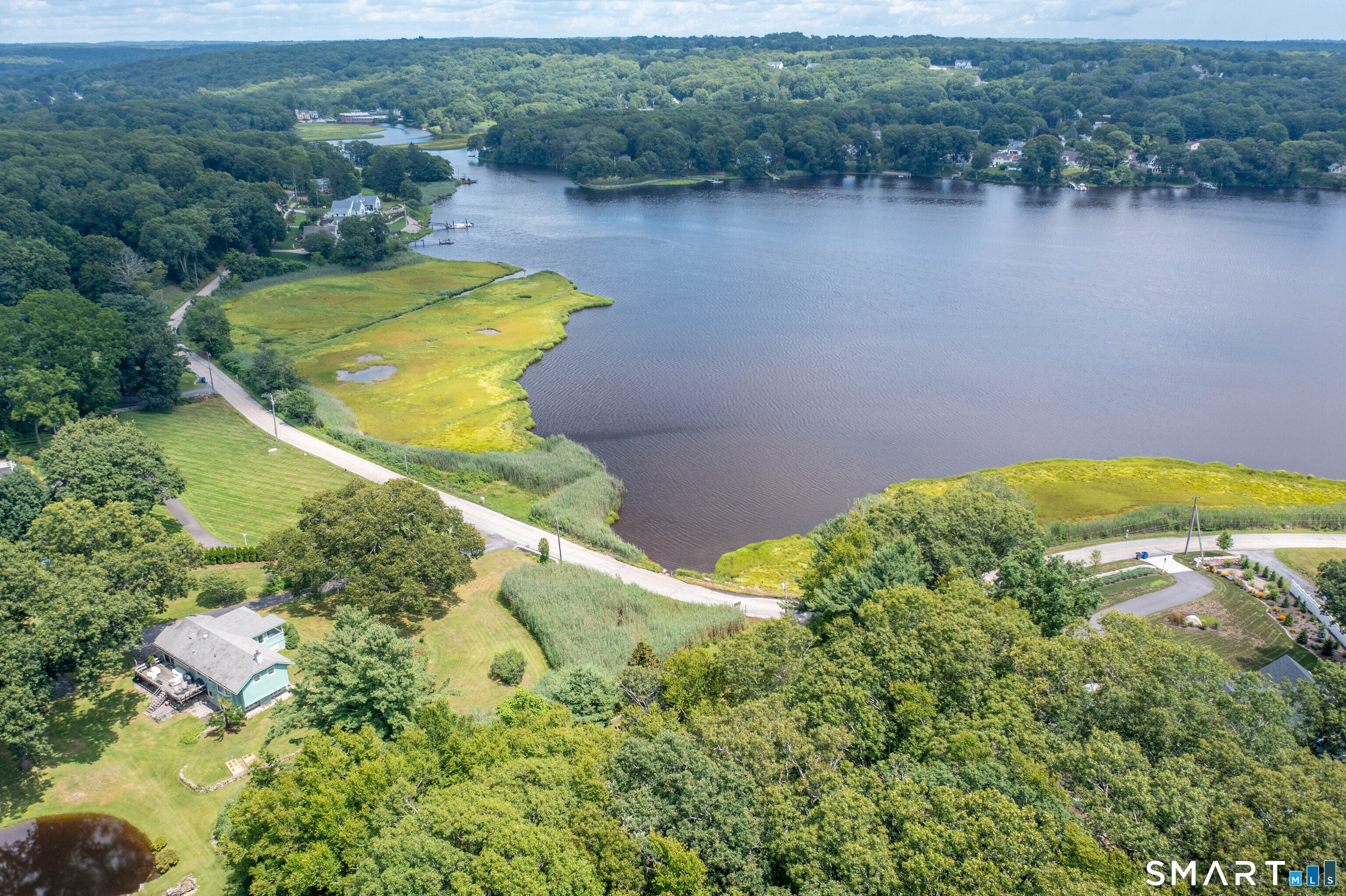 883 River Road Groton CT 06355