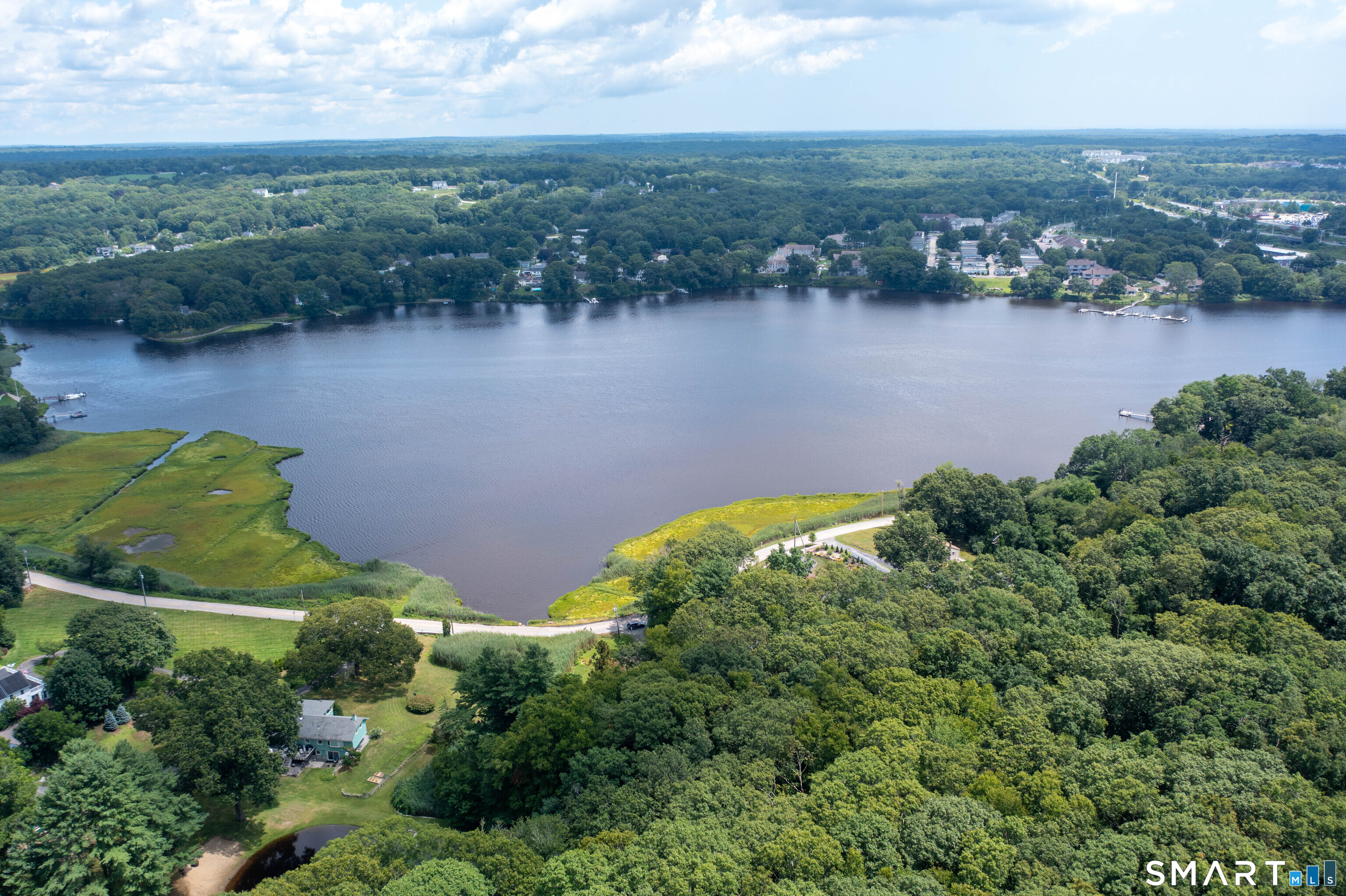 883 River Road Groton CT 06355