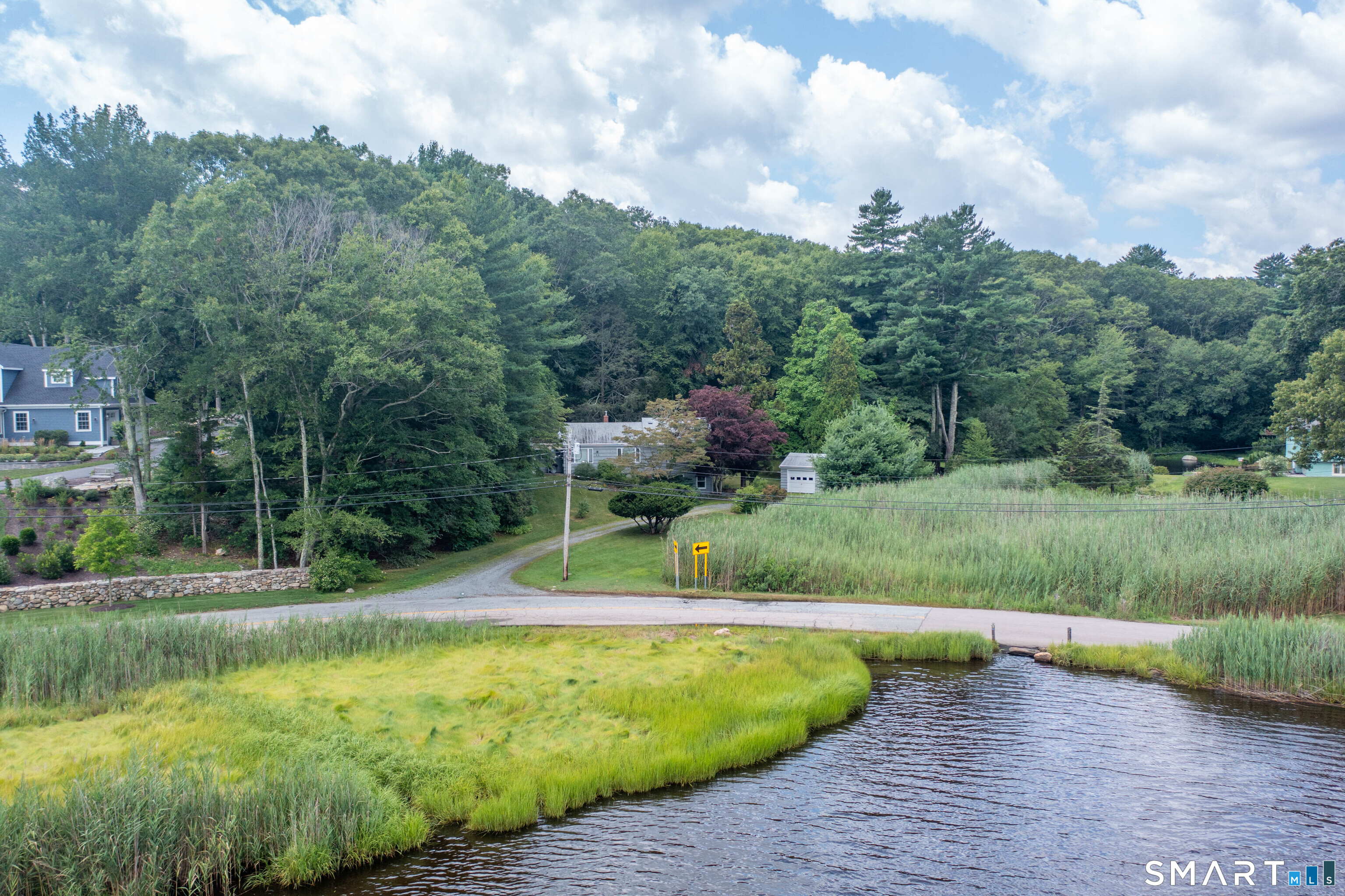 883 River Road Groton CT 06355