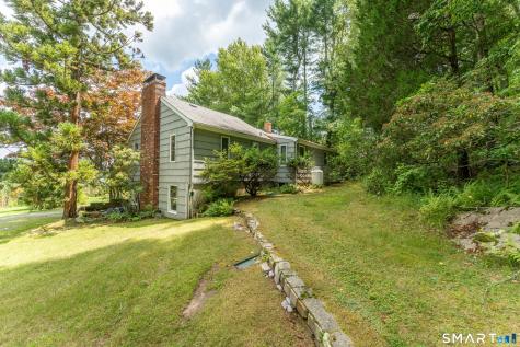 883 River Road Groton CT 06355