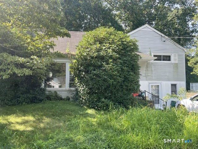 33 First Avenue Waterford CT 06385