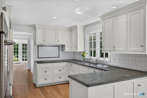 88 Tipping Rock Road Stonington CT 06378