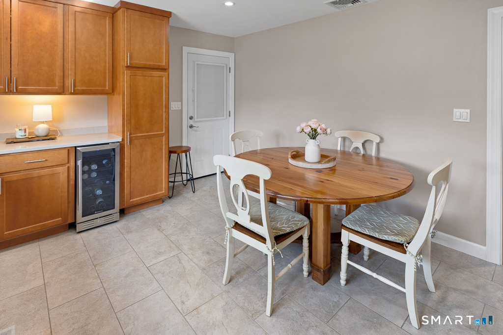 33 Hartman Avenue East Haven CT 06512