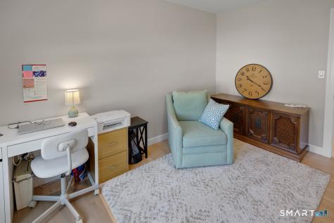 33 Hartman Avenue East Haven CT 06512