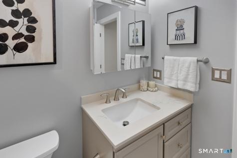 33 Hartman Avenue East Haven CT 06512