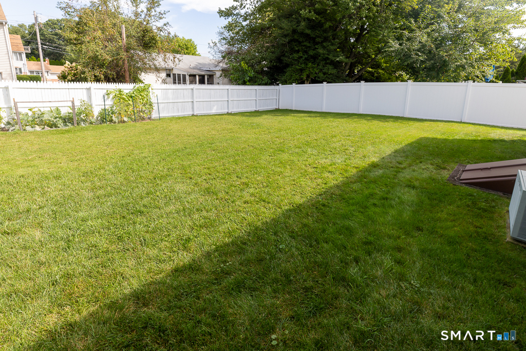 33 Hartman Avenue East Haven CT 06512