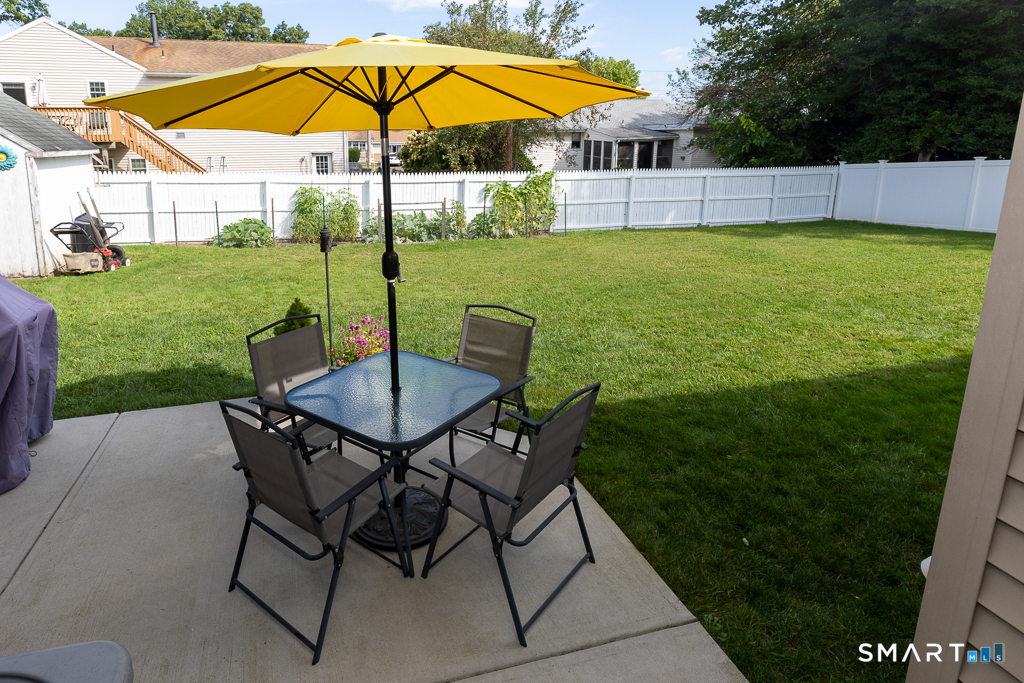 33 Hartman Avenue East Haven CT 06512