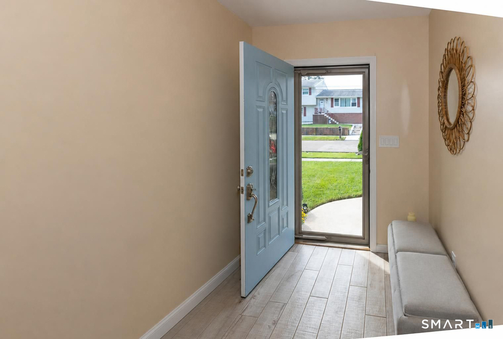 33 Hartman Avenue East Haven CT 06512