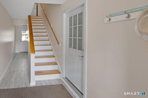 33 Hartman Avenue East Haven CT 06512