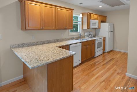 33 Hartman Avenue East Haven CT 06512