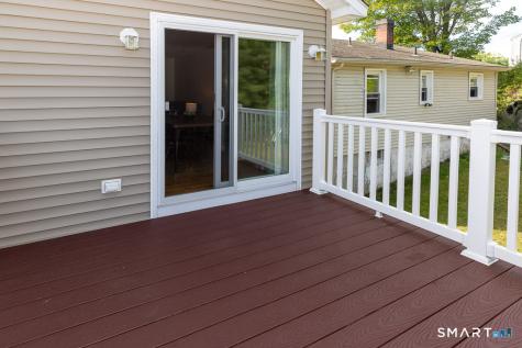 33 Hartman Avenue East Haven CT 06512