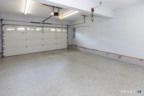 33 Hartman Avenue East Haven CT 06512