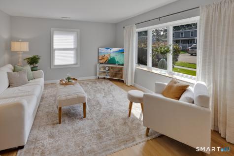 33 Hartman Avenue East Haven CT 06512