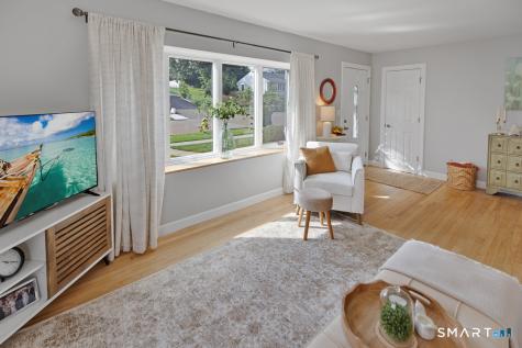 33 Hartman Avenue East Haven CT 06512