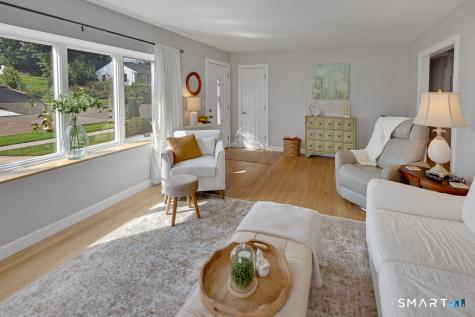 33 Hartman Avenue East Haven CT 06512
