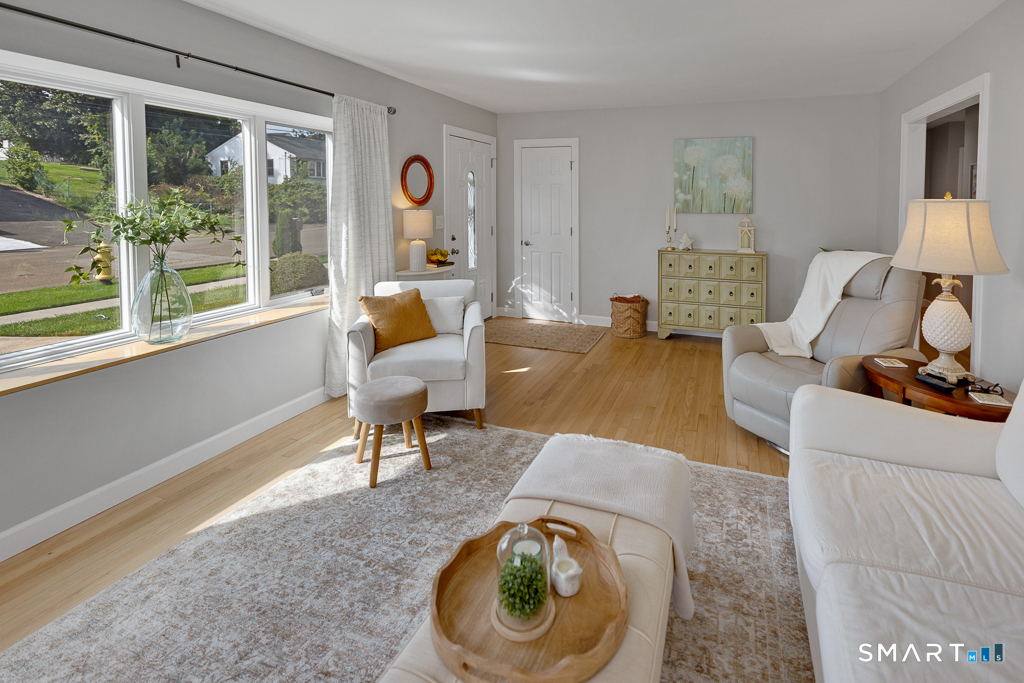 33 Hartman Avenue East Haven CT 06512