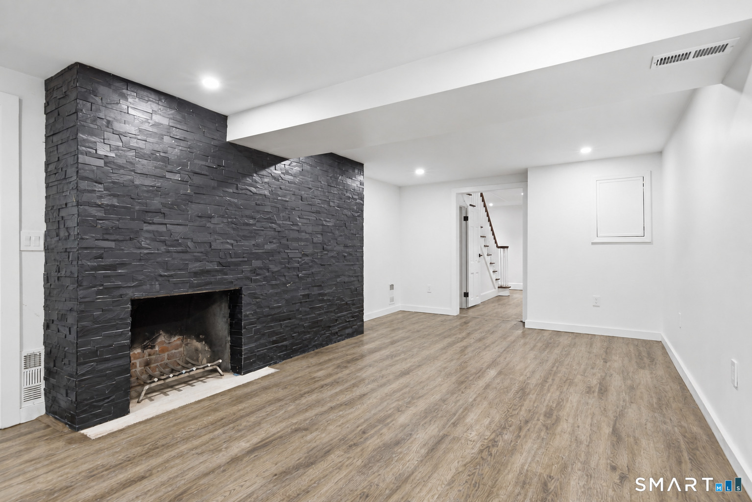 1 Tulip Tree Lane Norwalk CT 06851