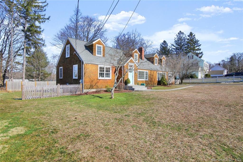 44 Lockwood Road Fairfield CT 06825