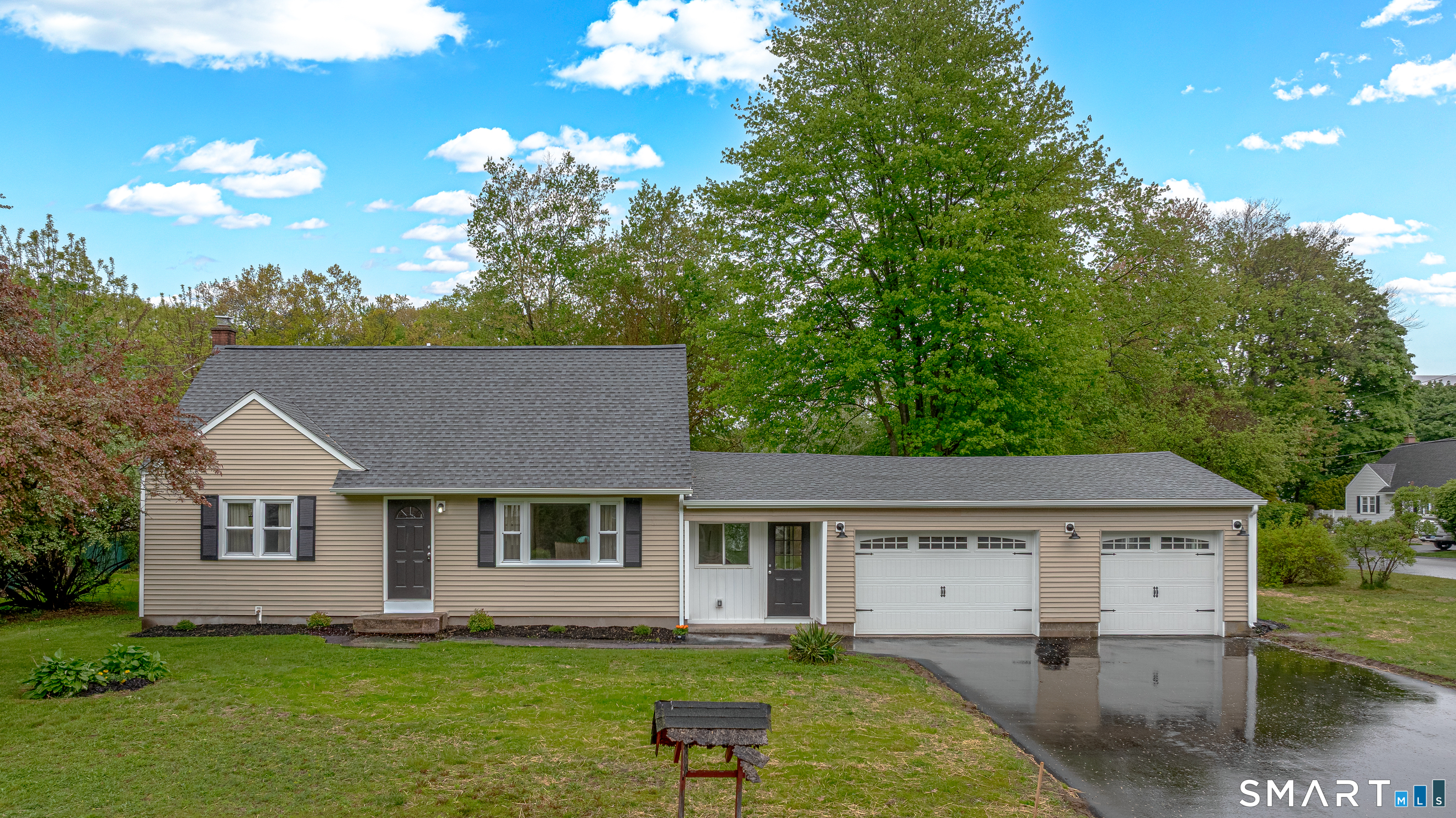 4 Lox Lane Enfield CT 06082