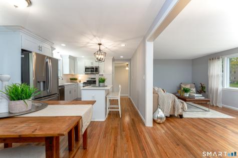 4 Lox Lane Enfield CT 06082