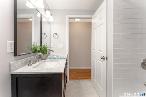 4 Lox Lane Enfield CT 06082